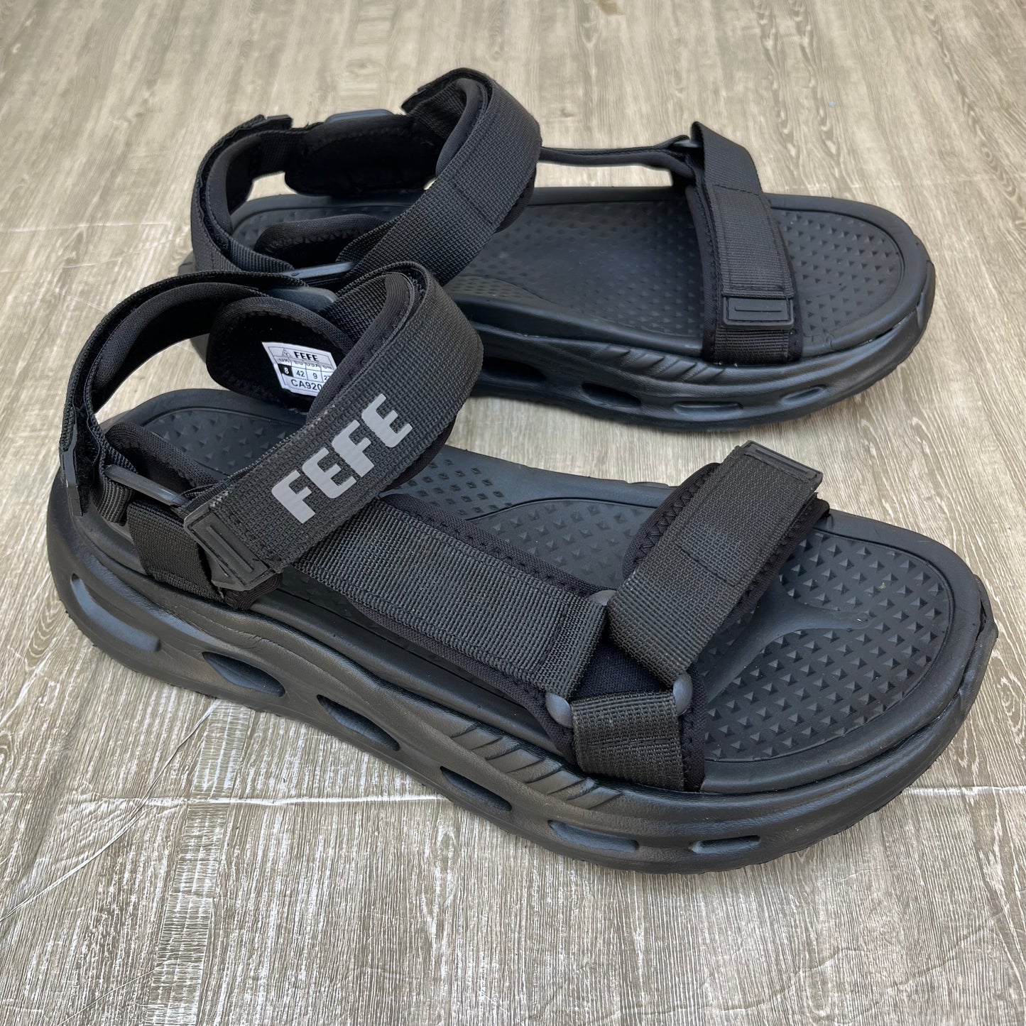 صندالة صيفية رجالية مريحة وأنيقة 👣